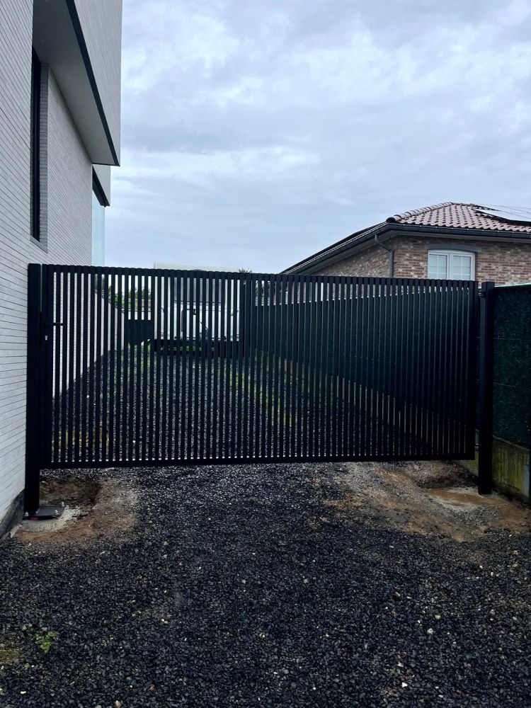 2026 aluminium poort Val-Meer -1